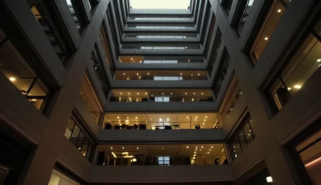 武汉网站建设,两种做法对比与实际取舍